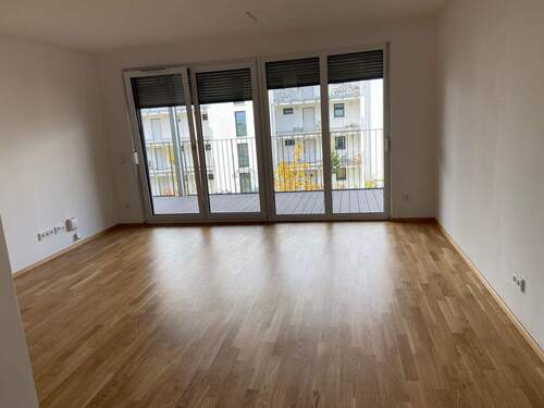 Wohnzimmer - Moderne 2-Zimmer-Wohnung mit großem Balkon