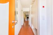 Flur mit Einbauschrank - 