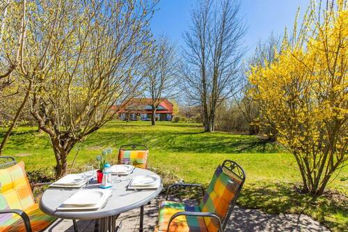 Terrasse mit Blick ins Grüne - 