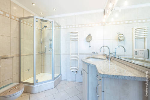 Bad en Suit mit Dusche - 