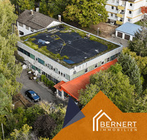 Gewerbefläche mit 4 Wohneinheiten und Garagen - Altenkunstadt