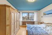 Schlafzimmer mit Balkon - 
