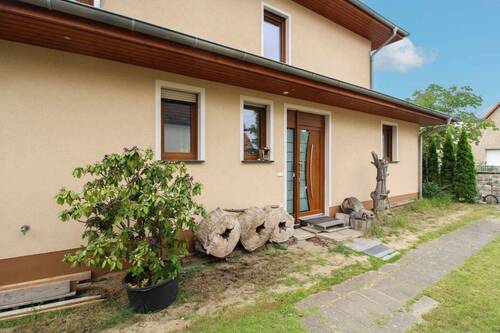 Hauseingang - 9 Zimmer Einfamilienhaus in Fürstenwalde/Spree