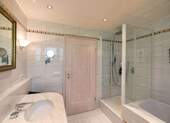 Badezimmer im EG - 
