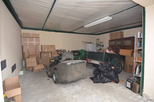 Garage - 