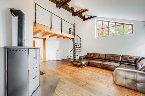 Wohnzimmer - 8 Zimmer Einfamilienhaus in Seeshaupt