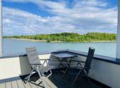Dachterrasse - Wasser, Ruhe & Natur inklusive; Urlaub und Wohnen mit einander verbinden!
