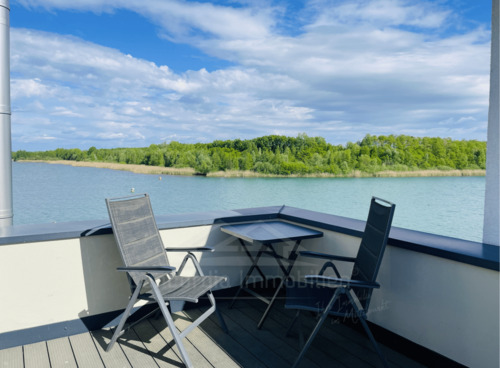 Dachterrasse - Wasser, Ruhe & Natur inklusive; Urlaub und Wohnen mit einander verbinden!