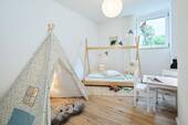 Kinderzimmer - 4 Zimmer Etagenwohnung zum Kaufen in Schwabach