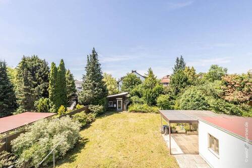 Blick aus dem Altbestand - Grundstück zum Kaufen in München