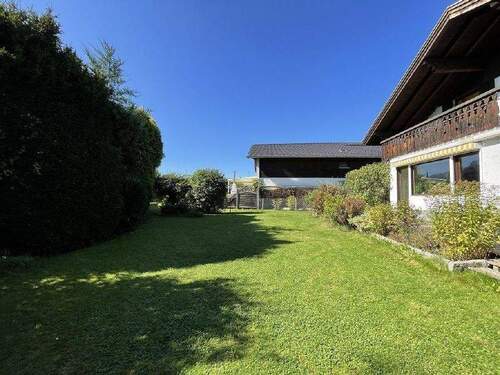 Blick in den Garten - 6 Zimmer Einfamilienhaus in Bernau am Chiemsee