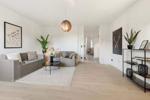 Wohnzimmer - 3 Zimmer Etagenwohnung zum Kaufen in Ehningen