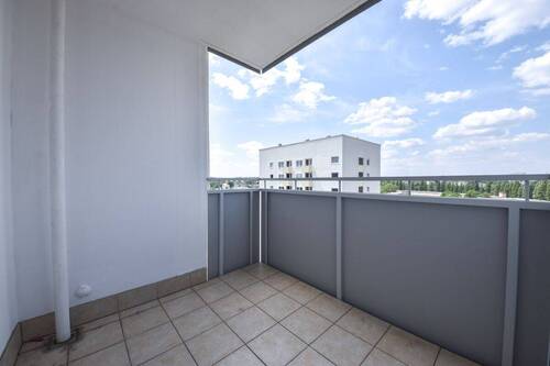 Balkon - Etagenwohnung mit 99,40 m&sup2; in Frankfurt zum Kaufen