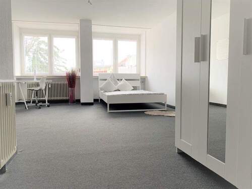 Blick in ein Zimmer - 