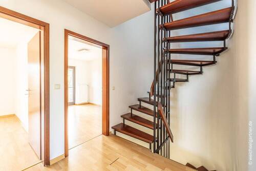 Treppenhaus im 1. Obergeschoss - 