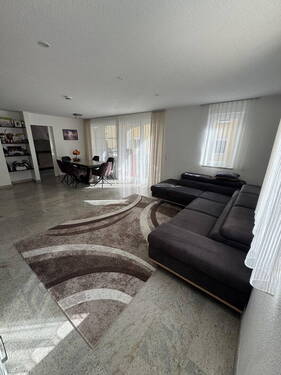 Bild 1 - Helle 4-Zimmer-Wohnung in ruhiger Lage - Provisionsfrei