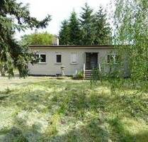 -Unterkellertes Einfamilienhaus auf idyllischem Grundstück - - Teuchern Unternessa