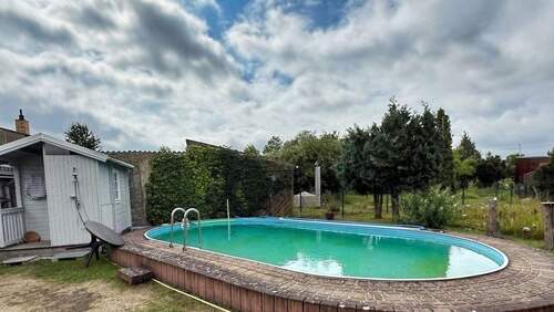 Pool mit Außensauna - 