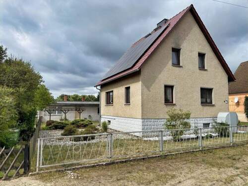 Vorderansicht - 4 Zimmer Einfamilienhaus in Brück