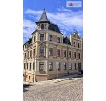 Charmante 3-Raum-Wohnung mit Balkon in Meerane bei Zwickau: Stilvolles Wohnen im gepflegtem Denkmal