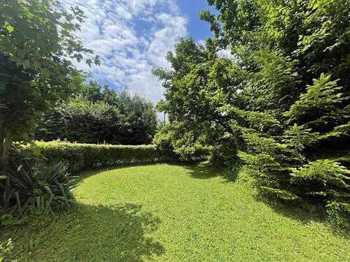 Gartenbereich - Einfamilienhaus mit 148,00 m&sup2; in Stephanskirchen zum Kaufen