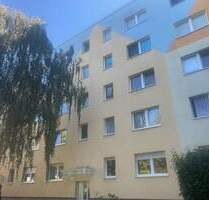 Gemütliche 3-Zimmer-Wohnung am Stadtrand von Halle-Neustadt, idyllisch im Grünen mit Loggia! - Halle (Saale) Nördliche Neustadt