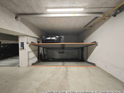 Tiefgaragenstellplatz (1) - 