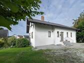 Außenansicht Teil 1 - 6 Zimmer Einfamilienhaus in Bad Waldsee