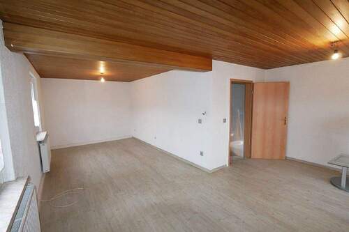 Bild4 - Einfamilienhaus mit 120,00 m² in Rödental zum Kaufen