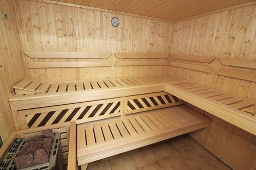 Sauna UG - 