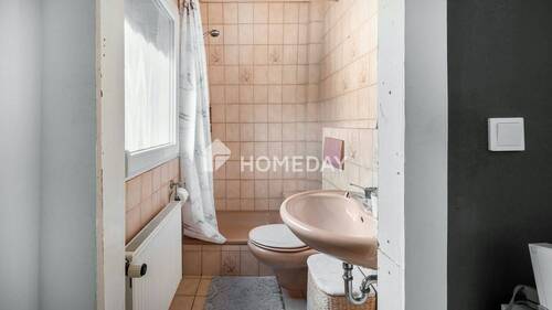 1. OG Badezimmer 1 - 