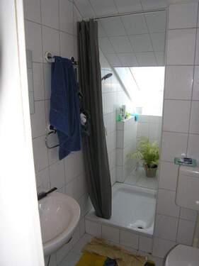Duschbad - 3 Zimmer Etagenwohnung zur Miete in Lauf