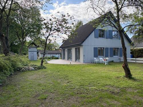 Titel - 4 Schlafzimmer, 2 Bäder, Platz genug und bezugsfertig!