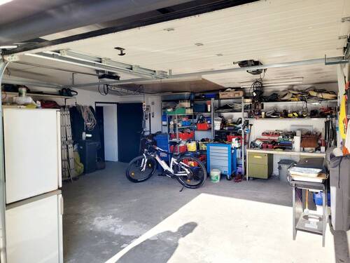 Doppelgarage_innen.jpg - 