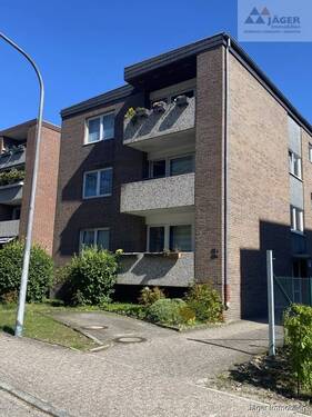Aussenansicht - schöne 3-Zi. mit EBK und Balkon