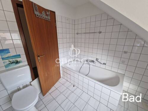 Badezimmer - 2 Zimmer Etagenwohnung zum Kaufen in Emskirchen