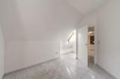 Arbeitszimmer - 