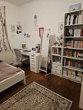 8c77dd79-649e-4fd5-a2d8-e9fc6193d9c3.jpeg - 