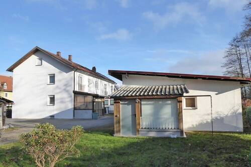 Außenansicht - Doppelhaushälfte mit 141,00 m² in Weidenberg zum Kaufen