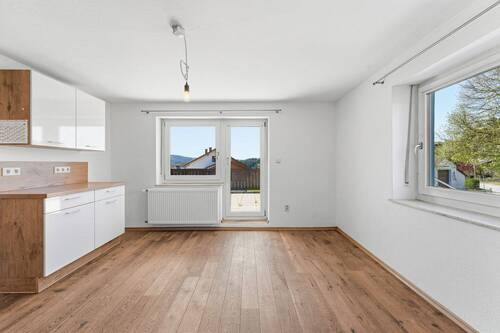 Küche (EG) - 5 Zimmer Doppelhaushälfte in Bad Kötzting / Weißenregen
