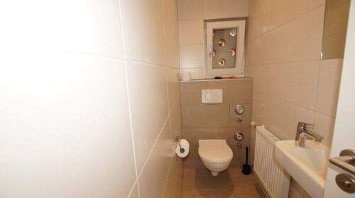 WC - 