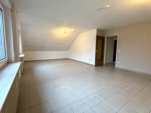 Wohnzimmer - Etagenwohnung mit 98,00 m² in Hasbergen zur Miete