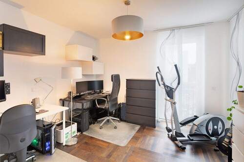 Kinderzimmer/Büro - 