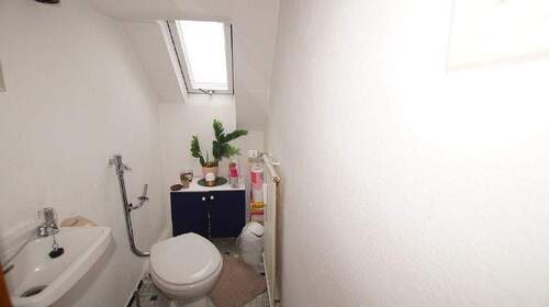WC - 