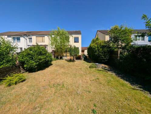 Rückseite - 4 Zimmer Reihenendhaus zum Kaufen in Celle