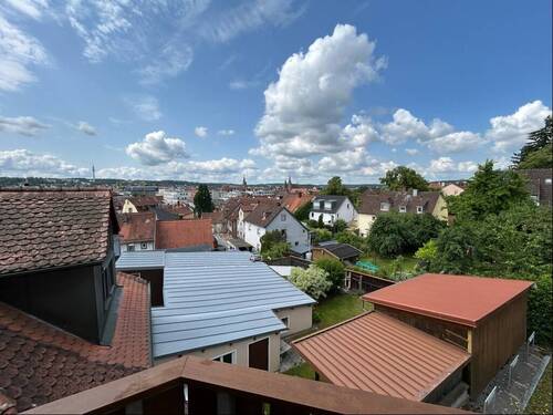 Ausblick - Gepflegte 2-Zimmer-Wohnung mit Weitblick