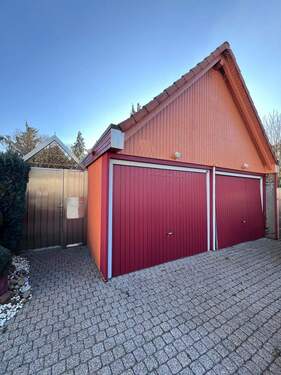 Garage Frontansicht - 
