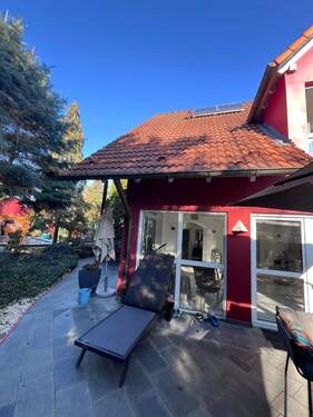 Terrasse - Mehrfamilienhaus, Wohnhaus mit 277,00 m&sup2; in Nürnberg zum Kaufen