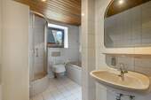 Badezimmer Erdgeschoss - 