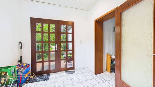 Eingang Wohnung 2 - 